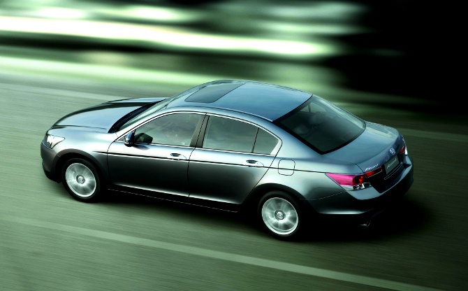 honda_accord_rear2.jpg