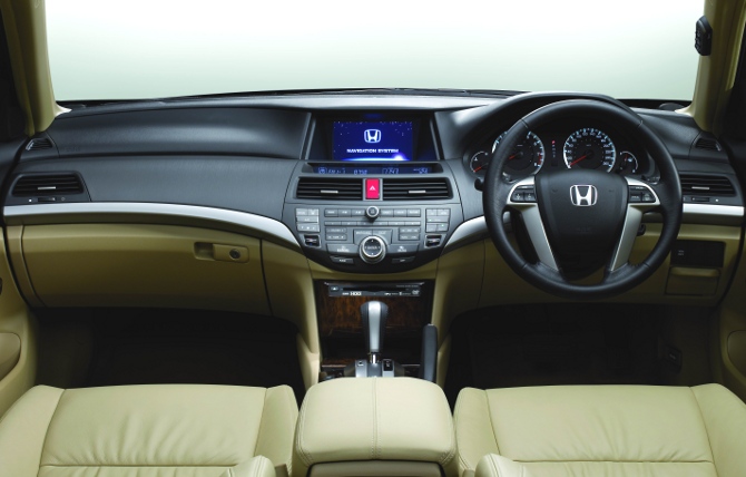 honda_accord_navigator.jpg