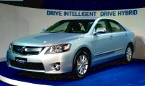 TYT_camry_hybrid_w145_8.jpg