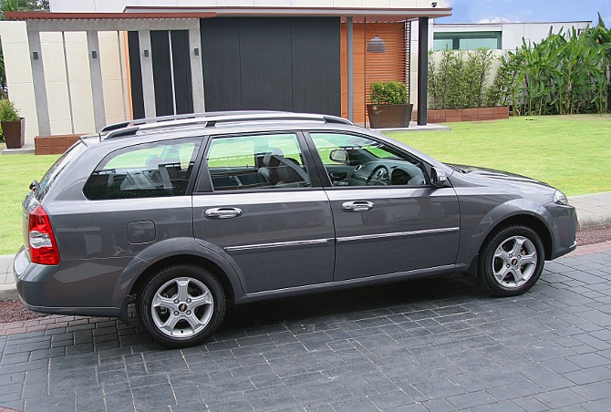 chev_optra_1_w670.jpg