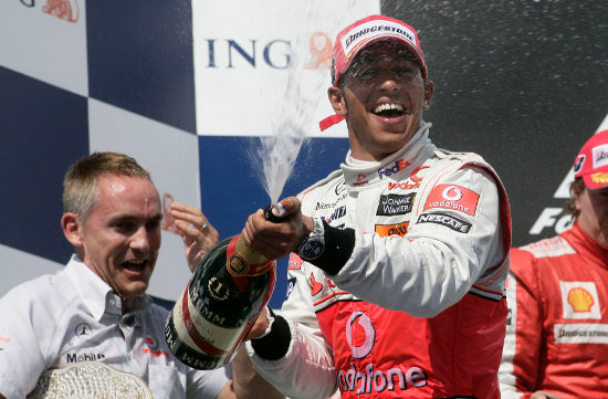 Lewis_champain_w550_p3.jpg