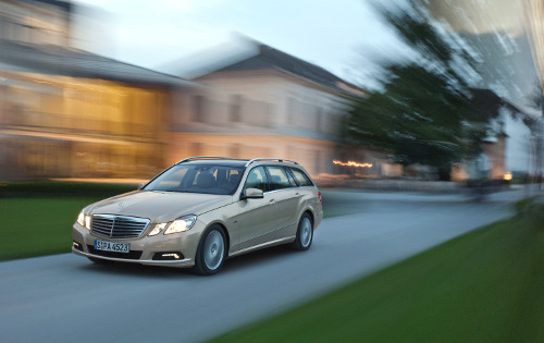 MercedesEklassWagon_w500_5.jpg