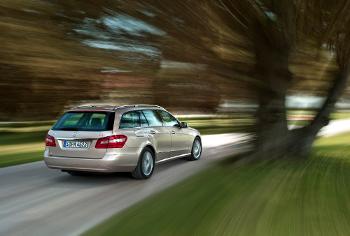 MercedesEklassWagon_w500_6.jpg