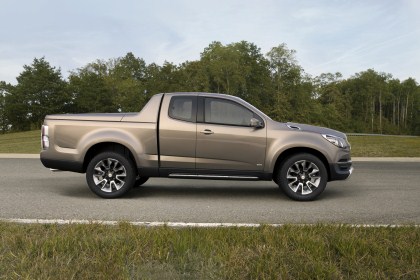 2011_Concept_Chevrolet_Colorado_Show_Truck_Thailand_016__420_x_280_.jpg