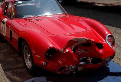 10Ferrari_250_GTO_wreck_w400.jpg