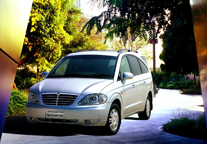 ssangyong_stavic_front_w670.jpg