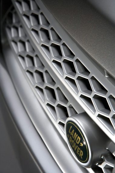 FREELANDER_2_76_HR_w380.jpg