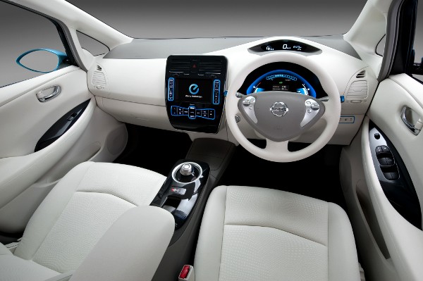 nissan_leaf_w600_4.jpg