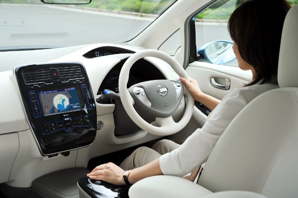 nissan_leaf_w600_6.jpg
