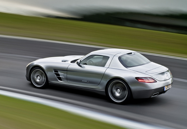 MB_SLS_AMG_2_w600.jpg